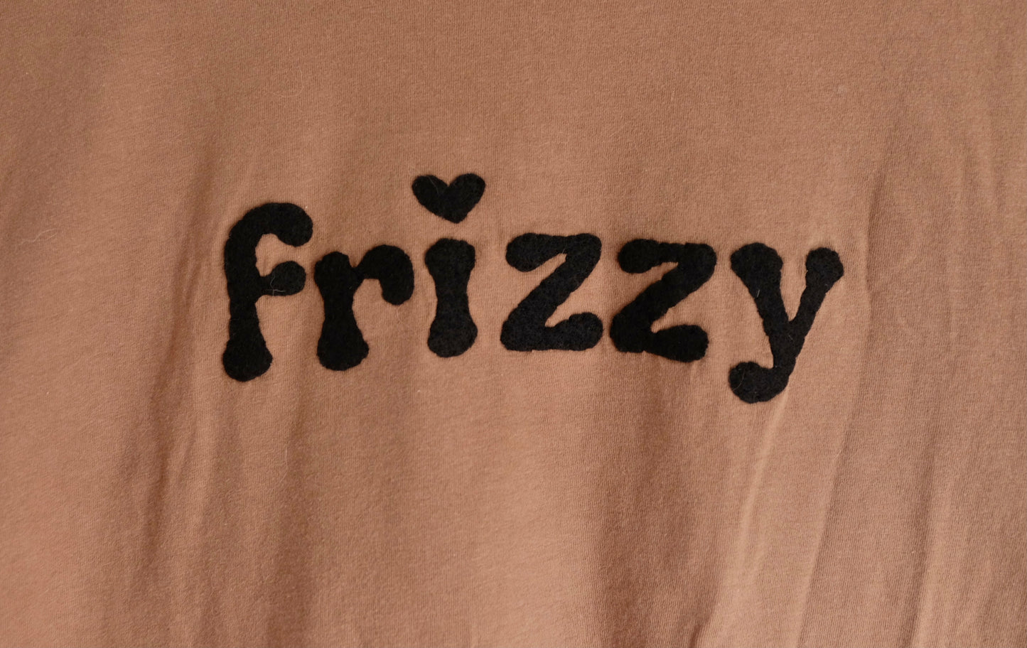 frizzy text tee