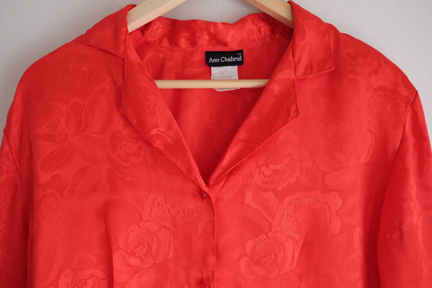 [frizzy finds] red patterned button down